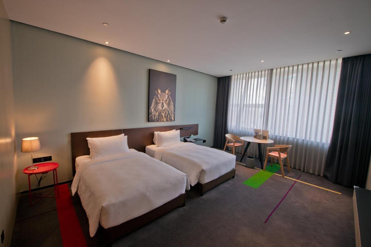Howard Johnson Plaza Ningbo Zewnętrze zdjęcie
